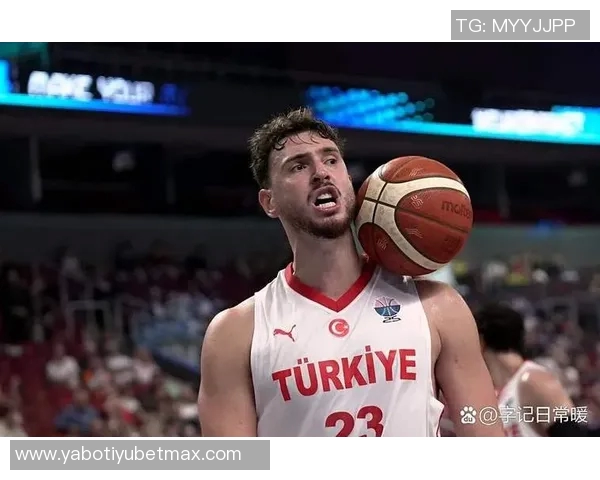 申京谈比赛表现:上半场不佳激励我提升自我表现 申京谈比赛表现:上半场不佳激励我提升自我表现